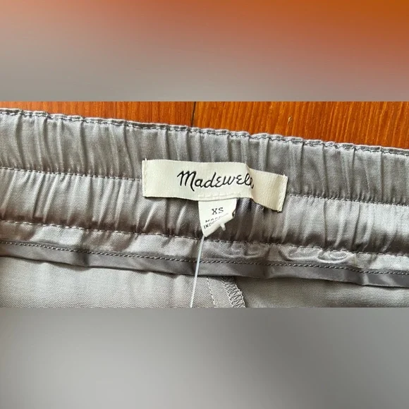 NWOT Madewell Pull-On Straight Pants in Stretch Satin - XS - Silver